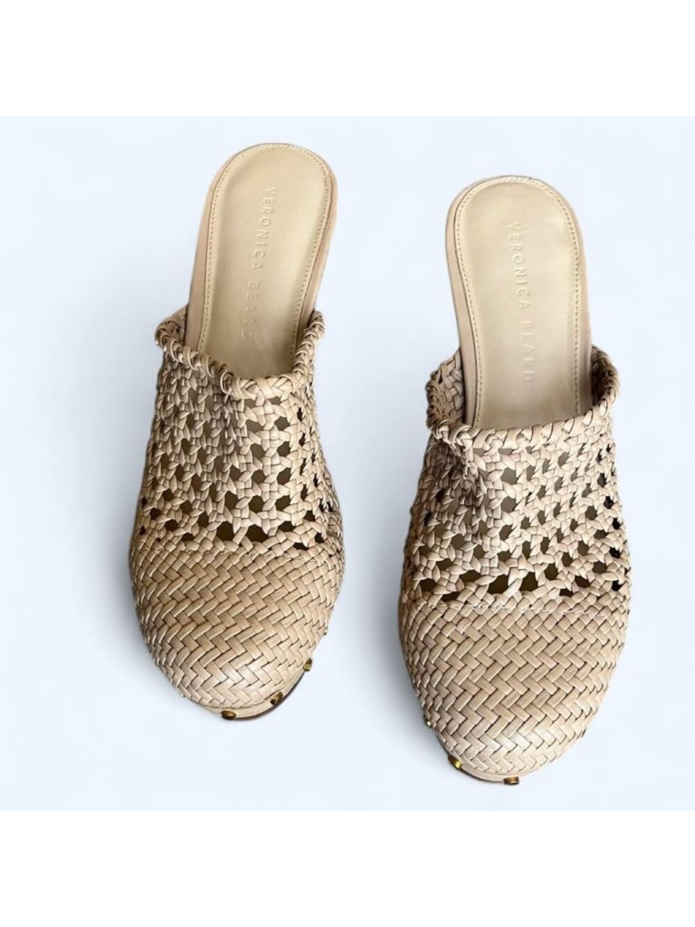 Veronica Beard Cream Woven Leather Clogs Size 8 Summer Boho Beach Vacation Cute
